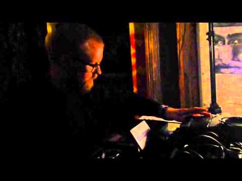 2012.11.10 Nattmaran. Alleypisser