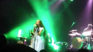 ERYKAH BADU LIVE IN WARSAW, 6.08.2011 - Kiss Me On My Neck (version)