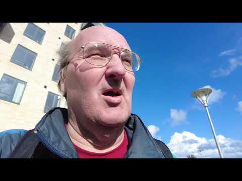 MongoTV_8956 - MIN GÅTUR - Del 2 - Cykler Til LIDL FREDAG AFTEN - Sælger Tomme Flasker - Køber SLIK