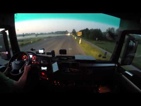 Kamionsofőr éjszakai munka 4. rész