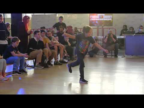 top16 11-13 bboy Fire vs Fast Freeze - брейкданс чемпионат г.Долгопрудный 2021