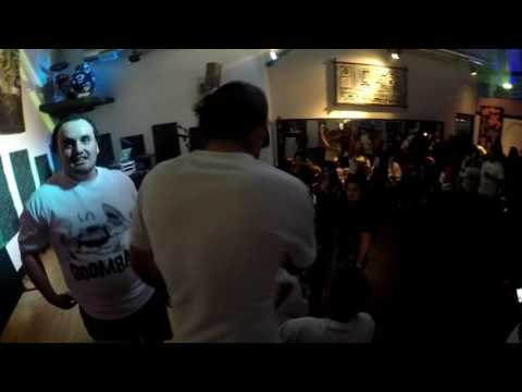 Roach Gigz private show live