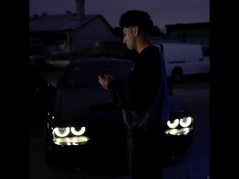 JRobbin - JUST PLAYIN (prod. GoldFramesBandit & Dj Tray)