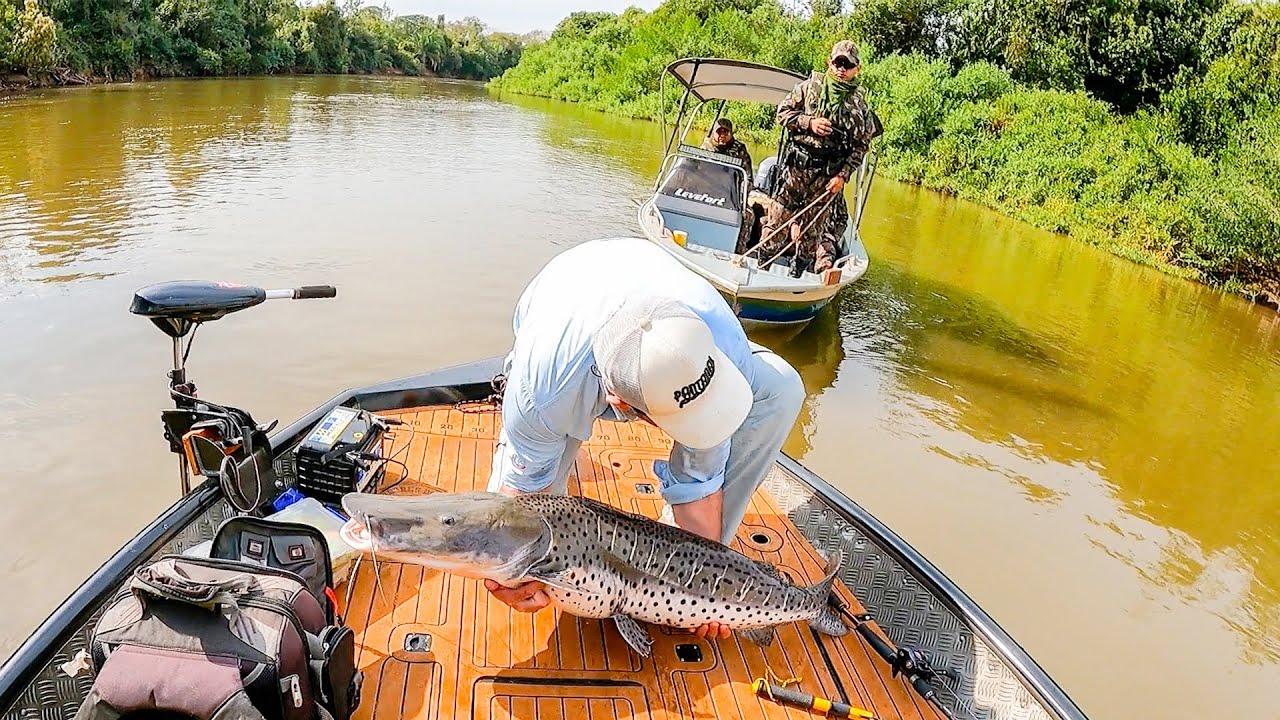 ABORDADOS PELA AMBIENTAL COM PEIXE EMBARCADO !!