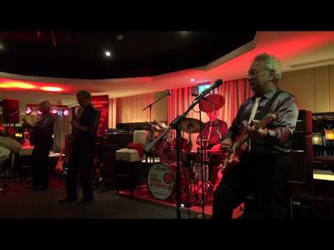 The Red Strats - Dance on