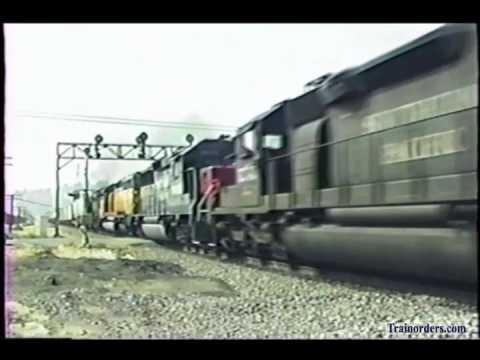 Classic Railroad Series 394 - SP and Amtrak at San Timoteo Canyon July 15, 1993