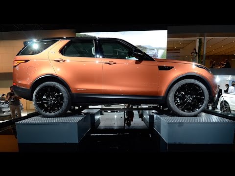 2017 Land Rover Discovery 5 [MONDIAL DE L’AUTO] : tout sur le SUV familial