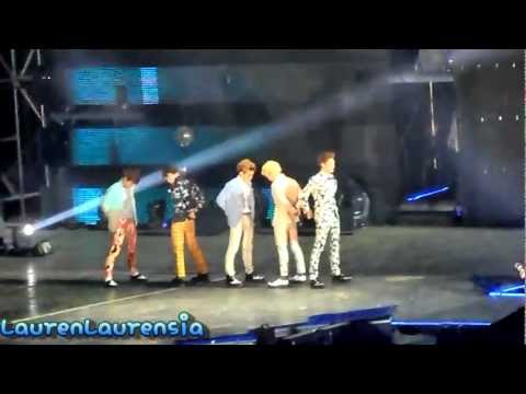 130309 SHINEE - SHERLOCK @ MUBANK JKT