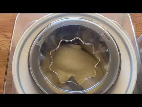 download lagu mp3 mp4 Cuisinart Ice 30 Vs Ice 70, download lagu Cuisinart Ice 30 Vs Ice 70 gratis, unduh video klip Cuisinart Ice 30 Vs Ice 70
