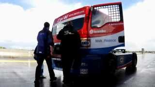 preview picture of video 'Testfahrten Nogaro 2012 - Lutz Bernau'