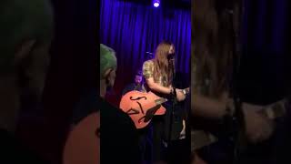 Sarah Shook & the Disarmers. “Dwight Yoakam”