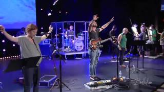 Jeremy Riddle - Heaven&#39;s Song - from a Bethel TV Worship Set