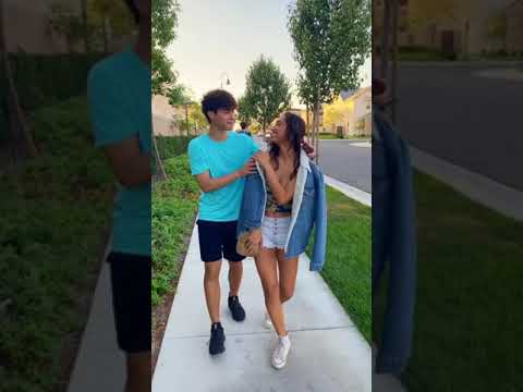 Alan and Alex Stokes twins and Kathleen😆😂