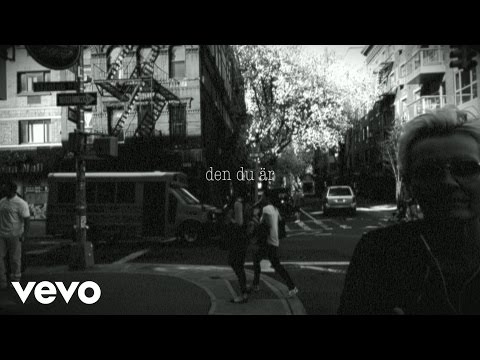 Eva Dahlgren - Hela världen står i blom