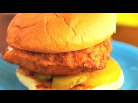 How to Make a Chick-Fil-A Sandwich