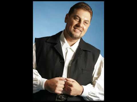 Marius Ciprian Pop - Cand ai bani si-o duci bine