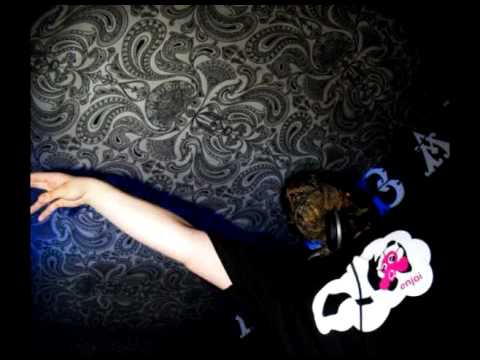 Burial - Archangel (Stenchman Remix)