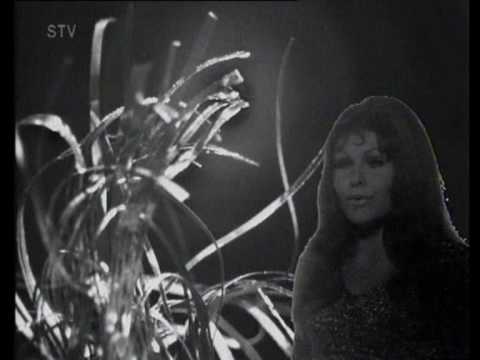 download lagu mp3 mp4 Vianocna Noc, download lagu Vianocna Noc gratis, unduh video klip Vianocna Noc