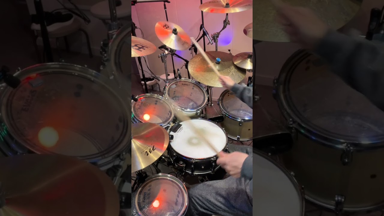 Drum ShortSound-92 #drumsolo #drumschool #onlinedrumclasses  #studymusic  #MEINL #tamadrums  #drums