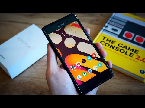 Sony XPERIA XZ Premium running LineageOS 19.1 / Android 12
