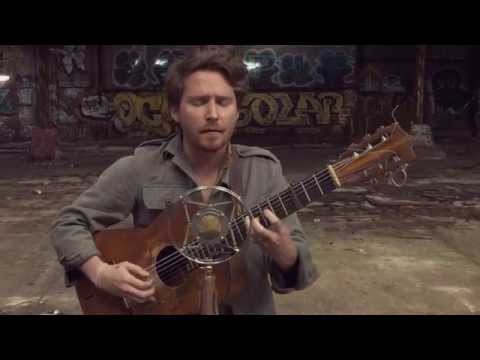 Christopher Paul Stelling - "Dear Beast" (Live)