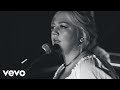 Elle King - Little Bit of Lovin' (Live)