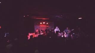 Fest 15 - Big D &amp; The Kids Table