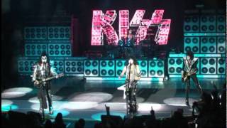 KISSONLINE EXCLUSIVE: &quot;Take Me&quot; live from the KISS Kruise!