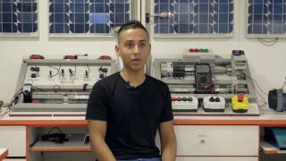 Duban está realizando el curso de vehículo eléctrico Duban está realizando el curso de vehículo eléctrico