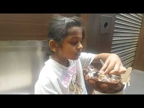 The chocolate overdose bubble waffle @icecream factory|| Chocolate waffle