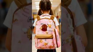 Mochila Escolar + Cartuchera Capibara