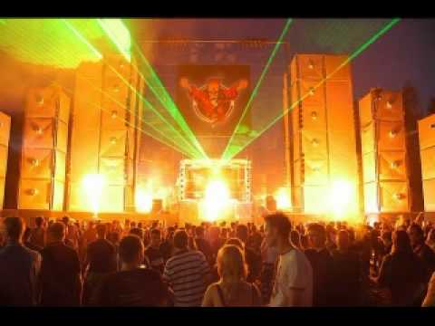 Randy vs. Radium - Real Big