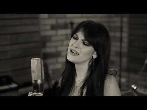 Little G Weevil - Love feat. CéAnne (Music Video)