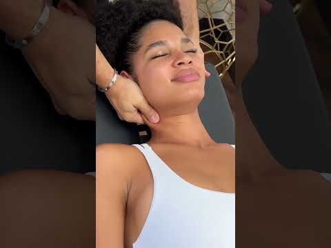 Huge Neck Cracking Sound ASMR Crunchy! Neck Pain Beverly Hills Chiropractor