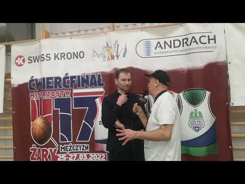 Grzegorz Tomaszewski trener UKS AK Komorów