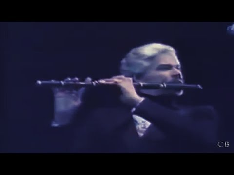 Johnny Pacheco & La Critica con Oscar De Leon..... El Agua Del Clavelito