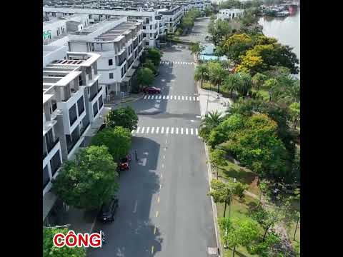 Bán nhà phố mặt tiền đường 19m ngay trung tâm thị trấn Bến Lức