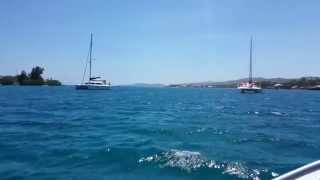 Touring the Sea at Coxen Hole in Roatan, Honduras in 4K