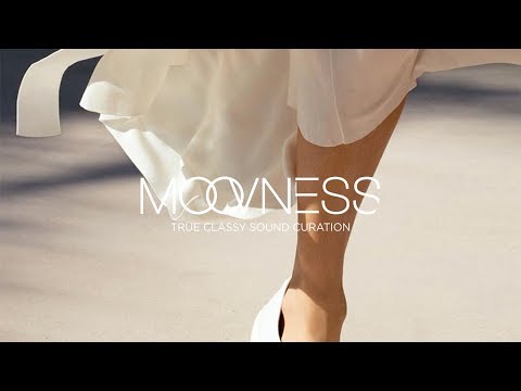 VALNTN FEAT. NALIYA - SUNDAY LOVE