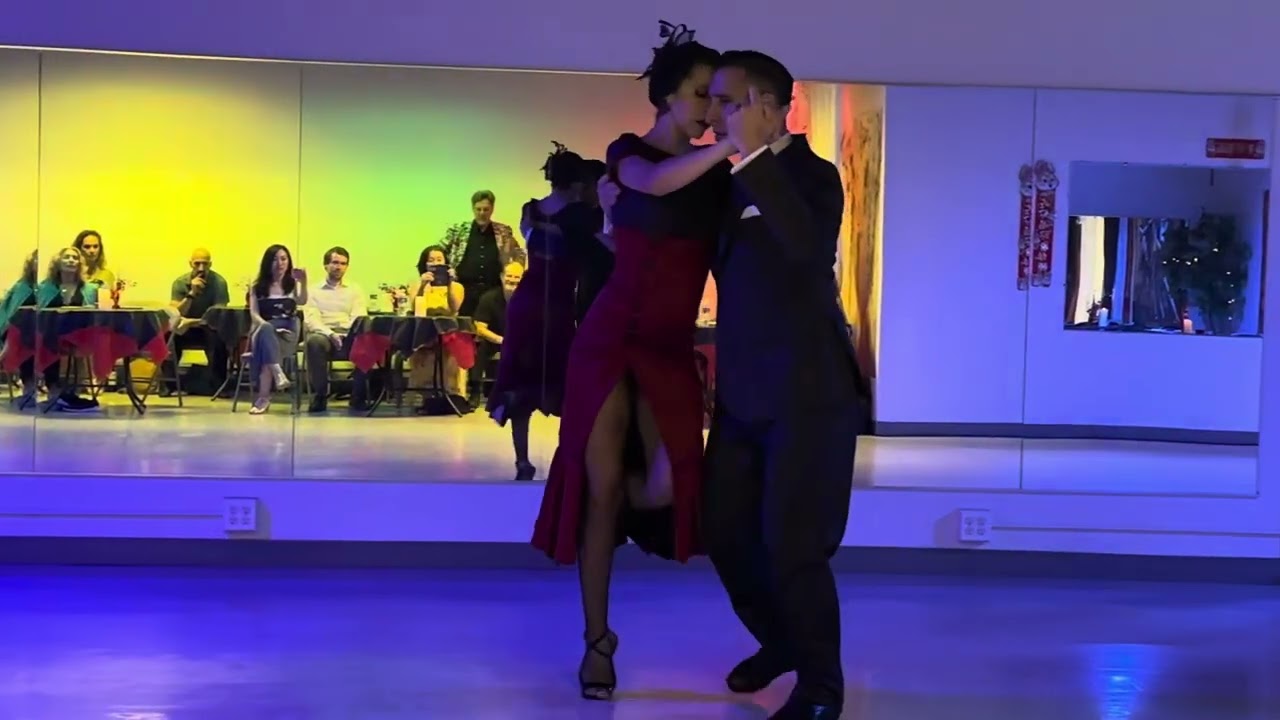 Yesica Esquivel & Ariel Leguizamon. Tango at El Yeite Milonga. Washington DC September 22, 2023