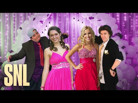 Digital Exclusive: Message to the Girls - SNL