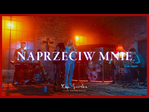Naprzeciw Mnie - Maja Sowińska LIVE EXPERIENCE | ON WRACA