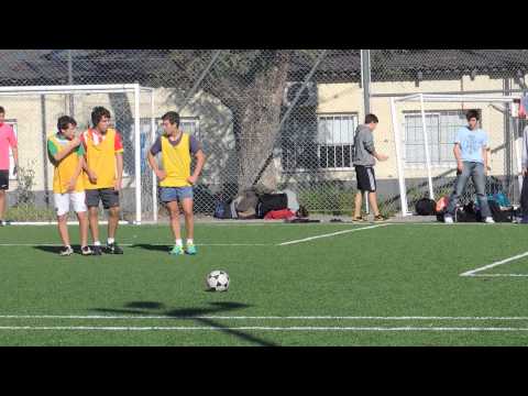 Tiro libre y se lo pierde San Roman XI ante San Gabriel II