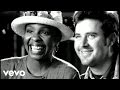 Vince Gill - Ain't Nothing Like The Real Thing ft. Gladys Knight