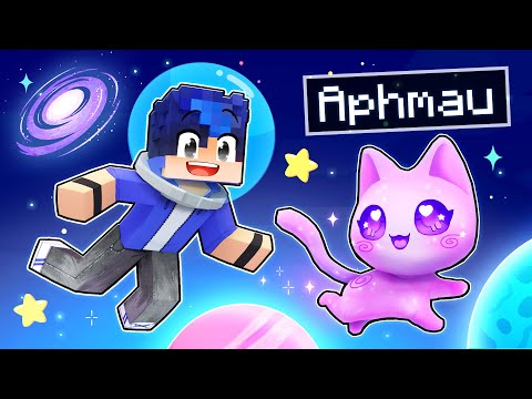 Playing as a Helpful SPACE KITTEN in Minecraft!