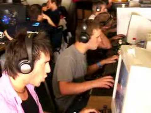 Zboard CSS i31 - Starbytes TV