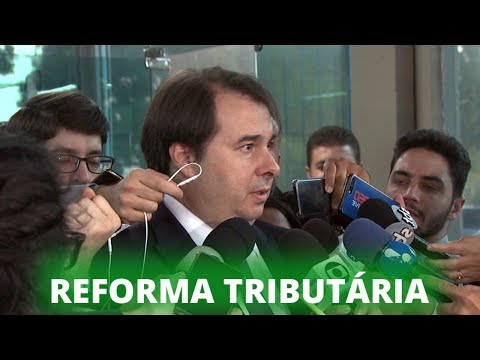 Rodrigo Maia cobra negociação de pacto federativo