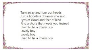 Keane - He Used to Be a Lovely Boy Lyrics