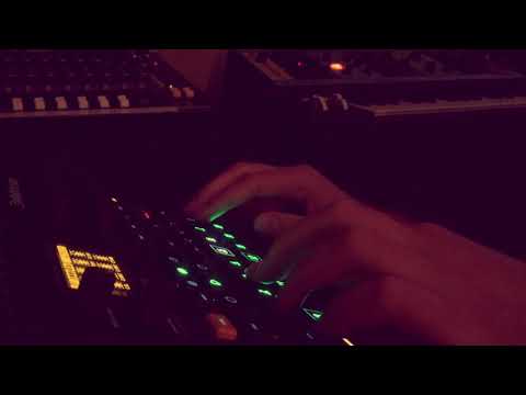 Jacob the Sleepy - Wanderlust (lofi Hiphop live on the Digitakt and Moog Grandmother)