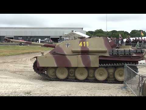 Jagdpanther 411 Moving Into Tank Park at Tankfest 2017